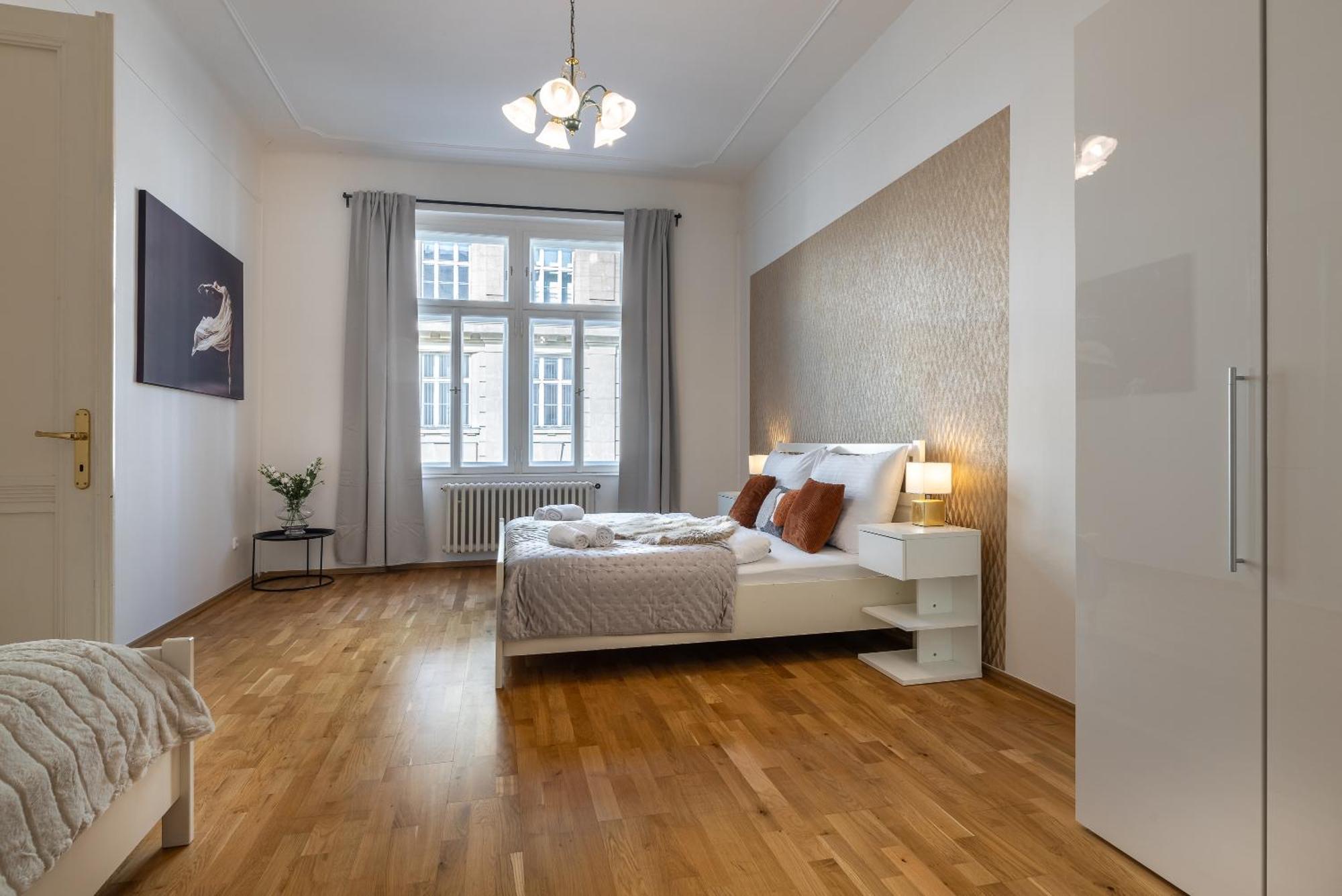 Spacious 2-bedroom In Old Town Prague